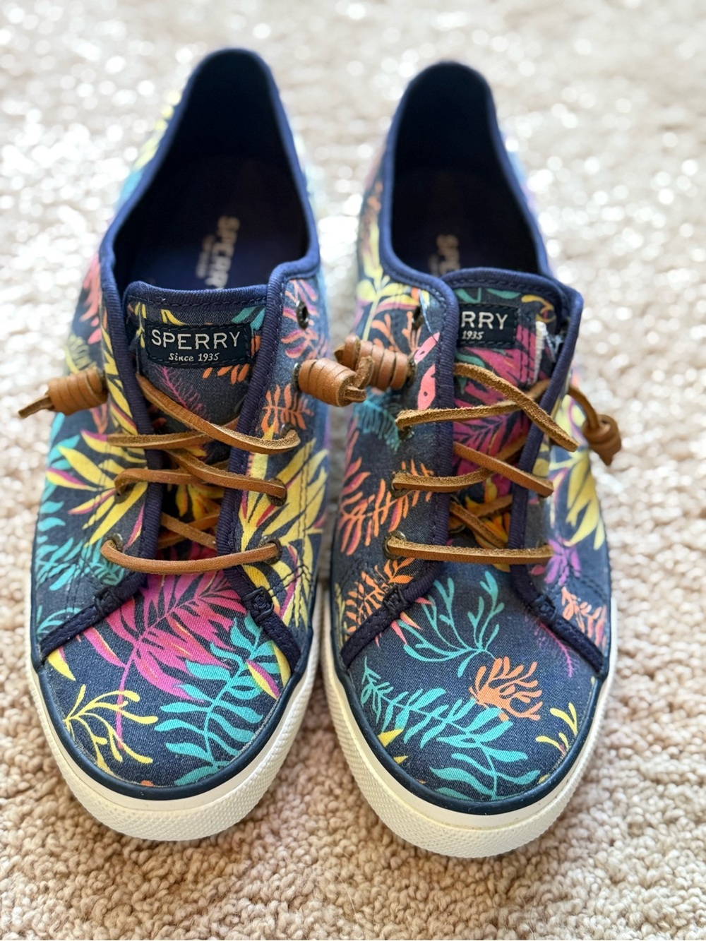 Sperry Navy Canvas Sneakers w/Multicolor Tropical Print in excellent condition